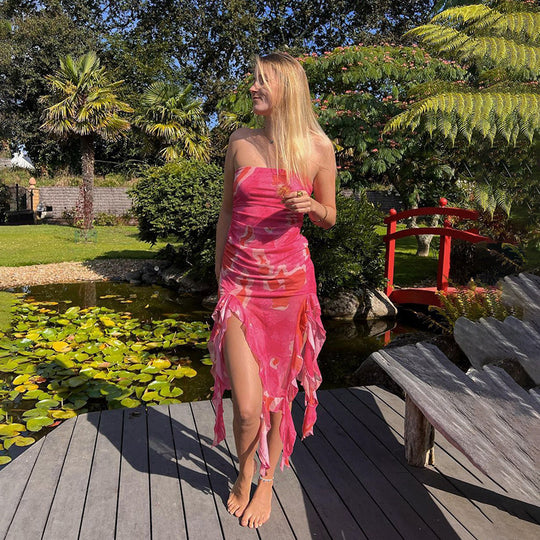 Damen elegantes Rüschenkleid mit trägerlosem Oberteil und asymmetrischem Saum EB