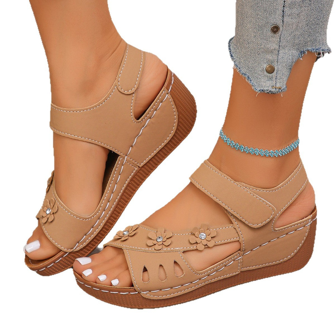 Damen Bunte Sandalen mit floralem Design und verstellbaren Riemen EB