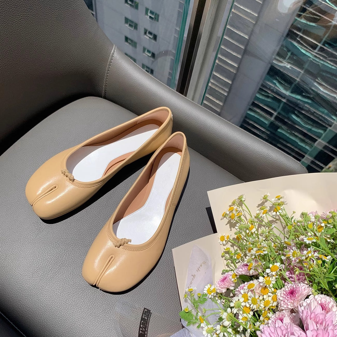 Damen Ballerinas mit glänzender Oberflächenstruktur und zierlicher Schleifenverzierung EB