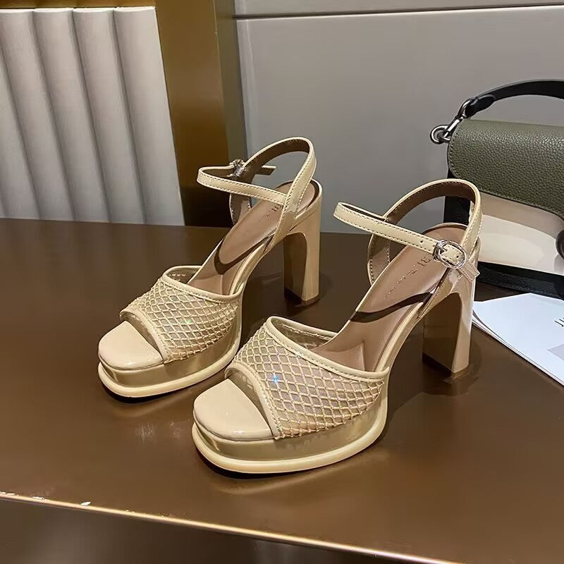 Damen Plateau-Heels mit elegantem Riemchen-Design und luftiger Netzstruktur EB