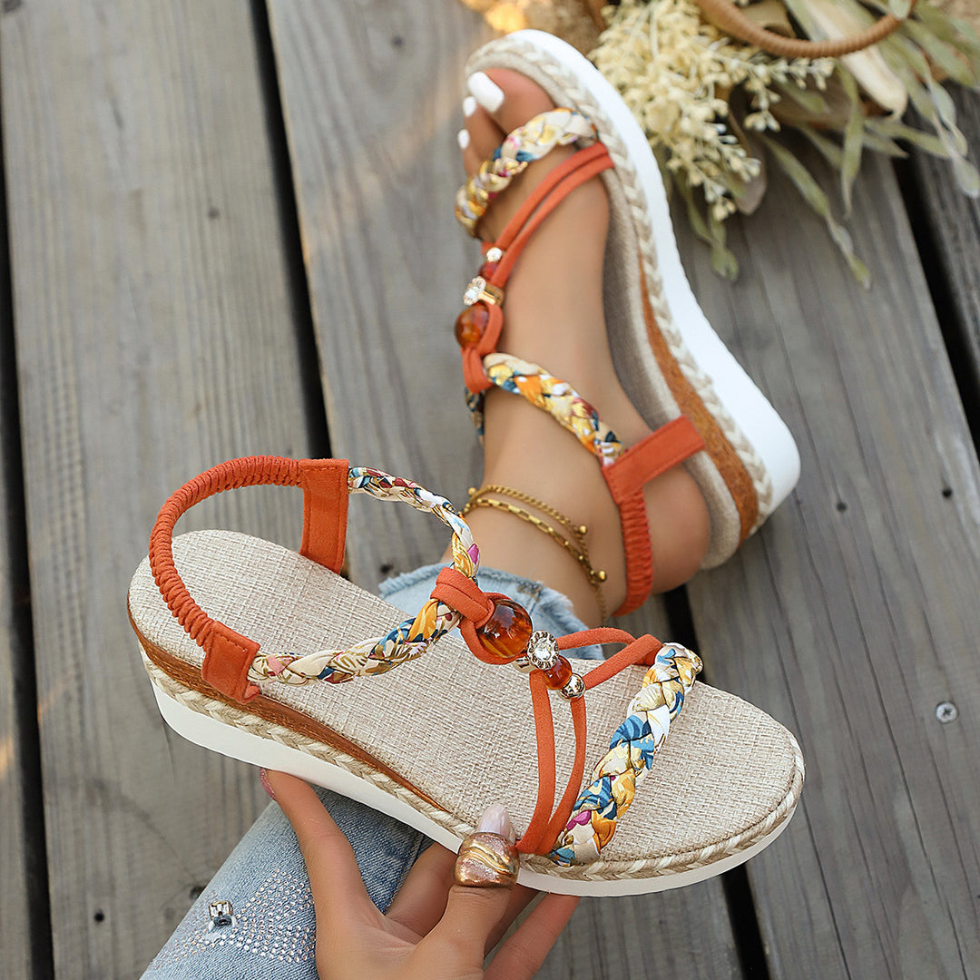 Damen Wedge-Sandaletten mit farbenfrohen Perlen und geflochtenem Riemendesign EB