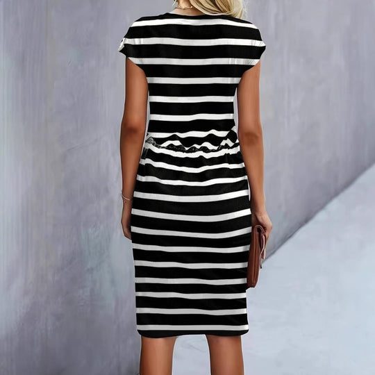 Damen Freizeitleinenkleid mit bunten Streifen und verstellbarem Taillenzug EB