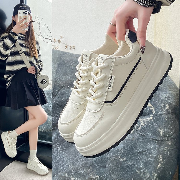 Damen sportliche Sneakers mit dämpfender Laufsohle und atmungsaktivem Obermaterial EB