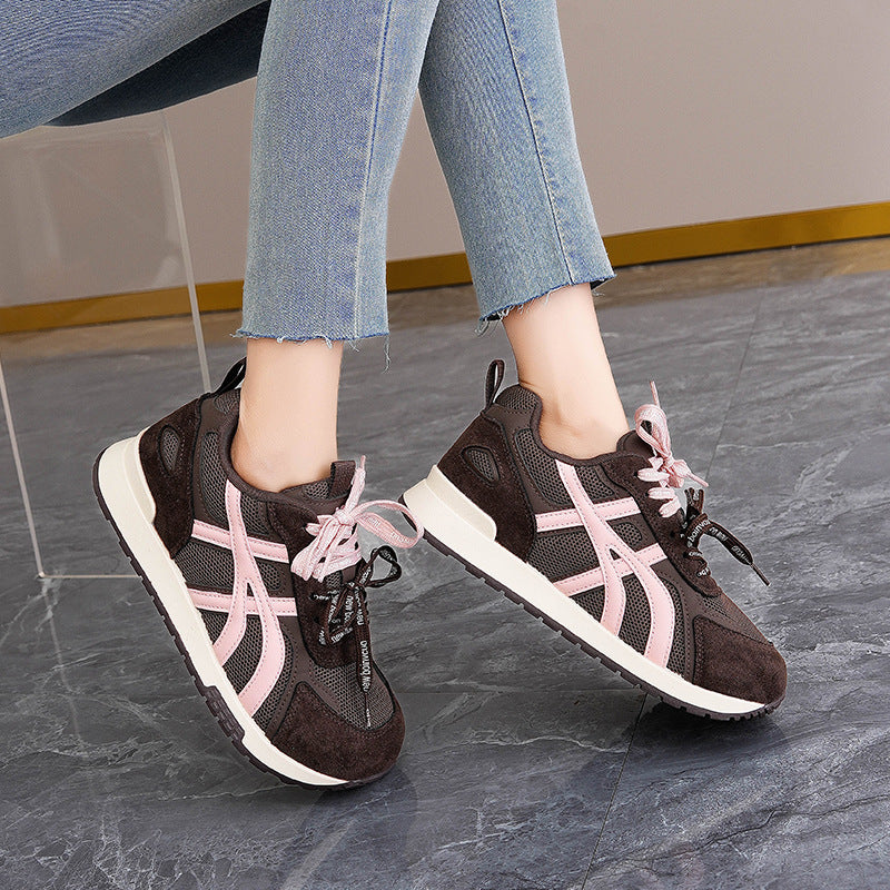 Damen Sportliche Sneaker mit atmungsaktivem Mesh-Obermaterial und dämpfender Sohle EB