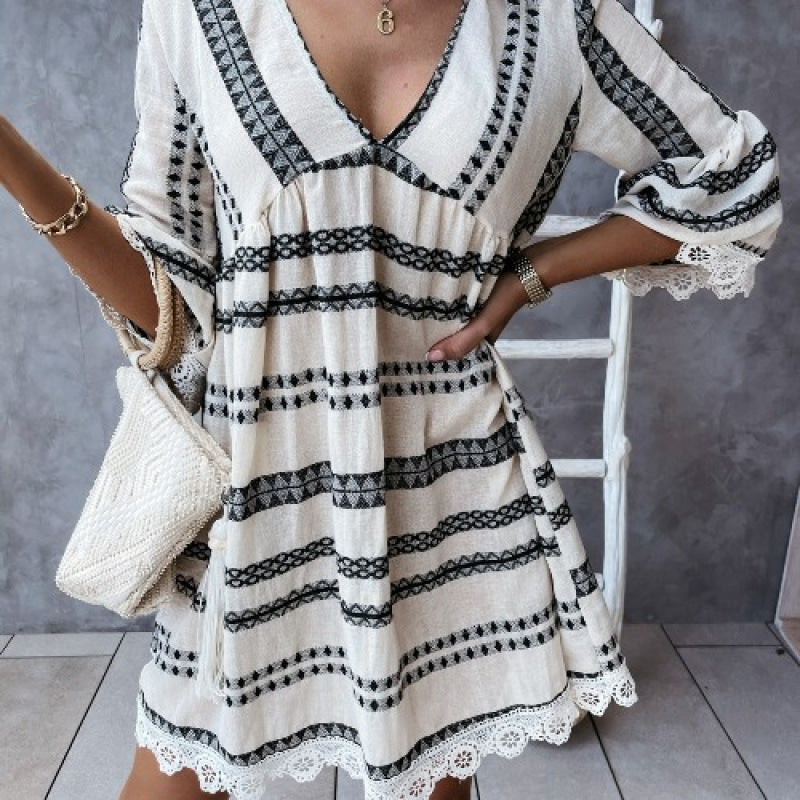 Damen Bohemian-Stil Schlagärmel Mini Kleid EB