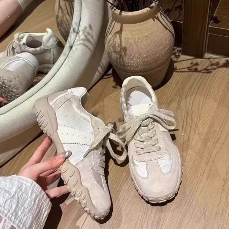 Damen Freizeitsneaker mit atmungsaktivem Obermaterial und flexiblem Sohlenprofil EB
