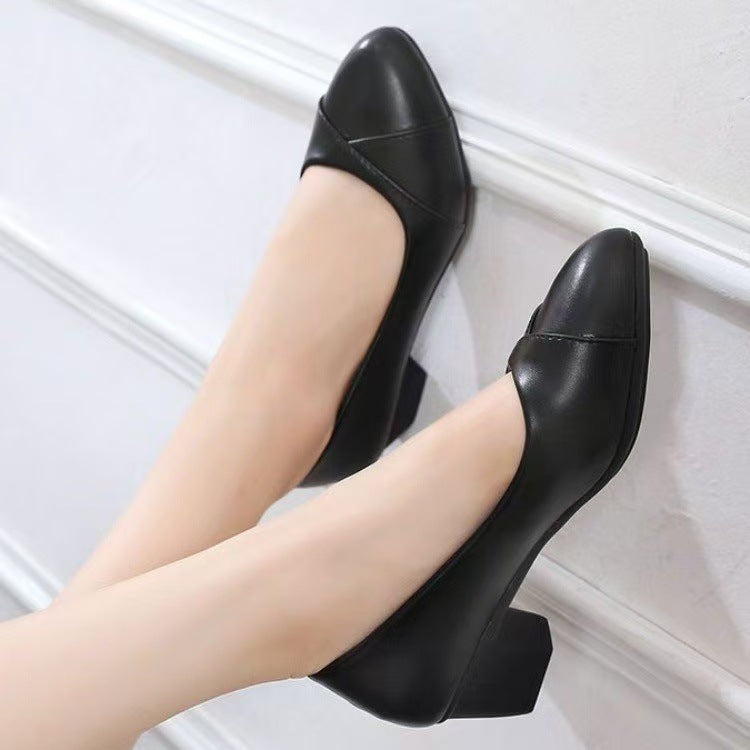 Damen Elegante und bequeme Pumps mit Blockabsatz EB
