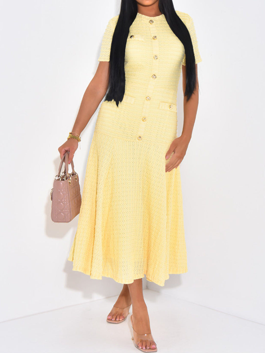 Damen Maxikleid mit eleganten Knopfdetails und strukturiertem Stoff EB