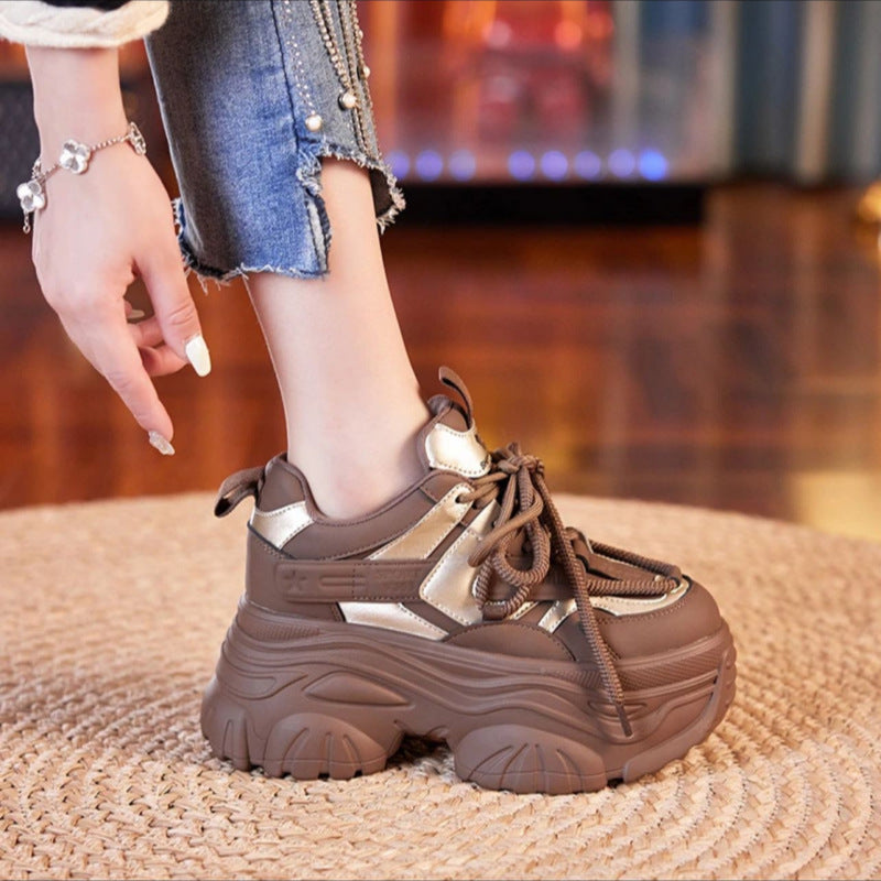 Damen Sportliche Chunky-Sneaker mit verstärktem Sohlenprofil und atmungsaktivem Obermaterial EB