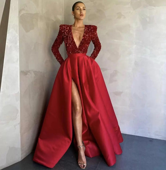 Damen Glamouröses Abendkleid mit tiefem V-Ausschnitt und hochgeschnittenem Rock EB