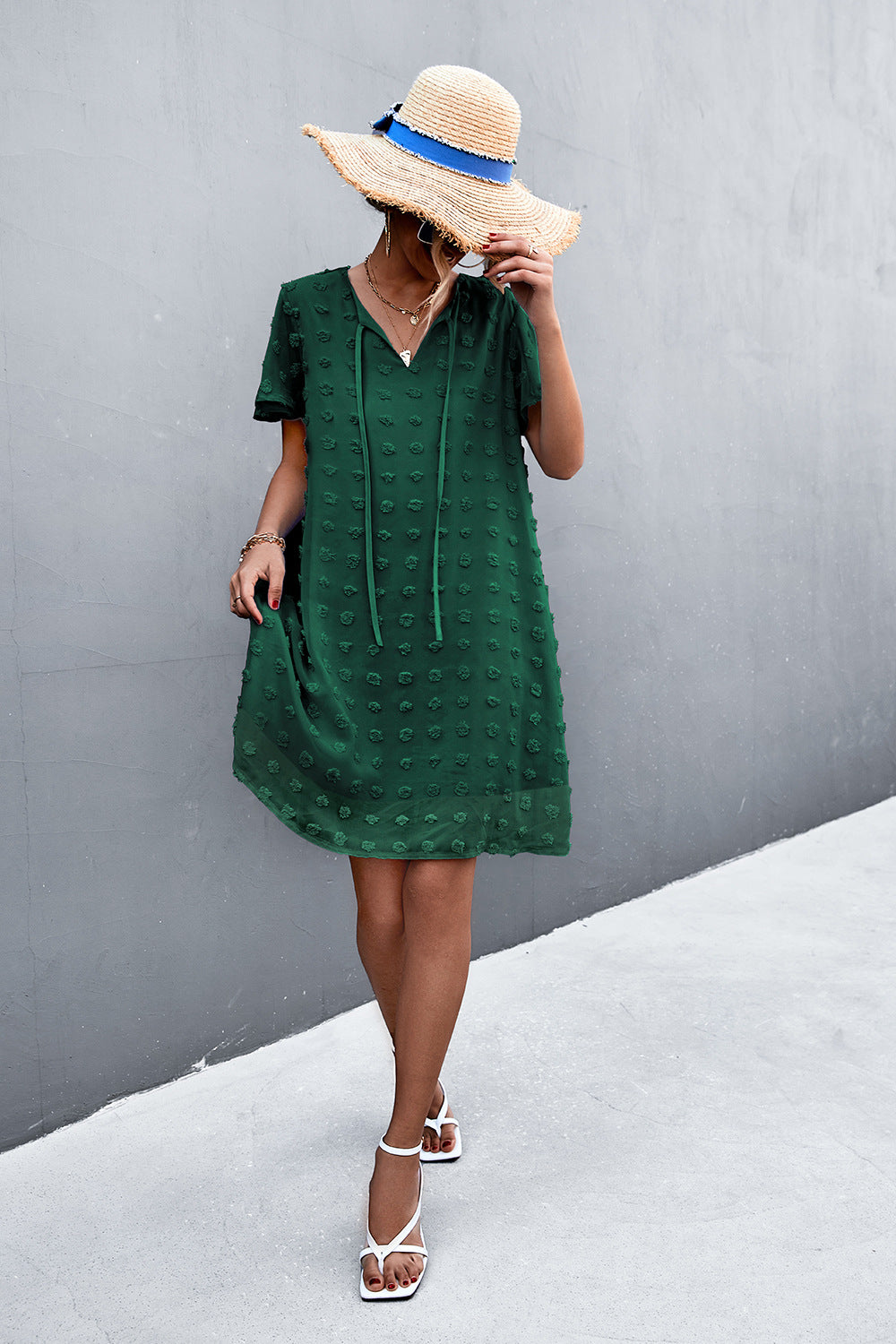 Damen Freizeitkleid mit luftigen Puffärmeln und Rüschenakzenten EB