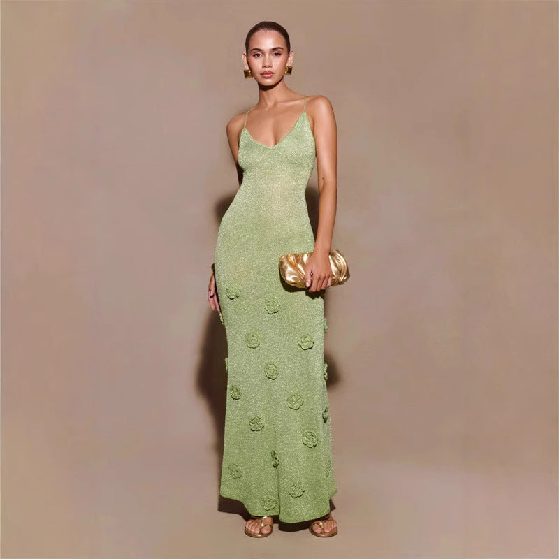 Damen Elegantes Maxikleid mit funkelnden Blütenapplikationen EB