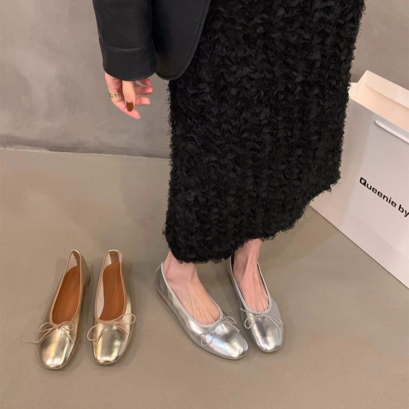 Damen Ballerinas mit funkelnder Metallic-Oberfläche und zartem Schleifendesign EB