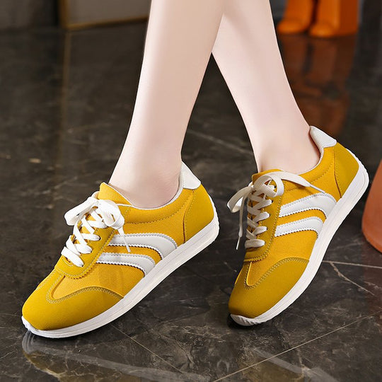 Damen Sportliche Sneakers mit atmungsaktiver Oberflächenstruktur und rutschfester Sohle EB