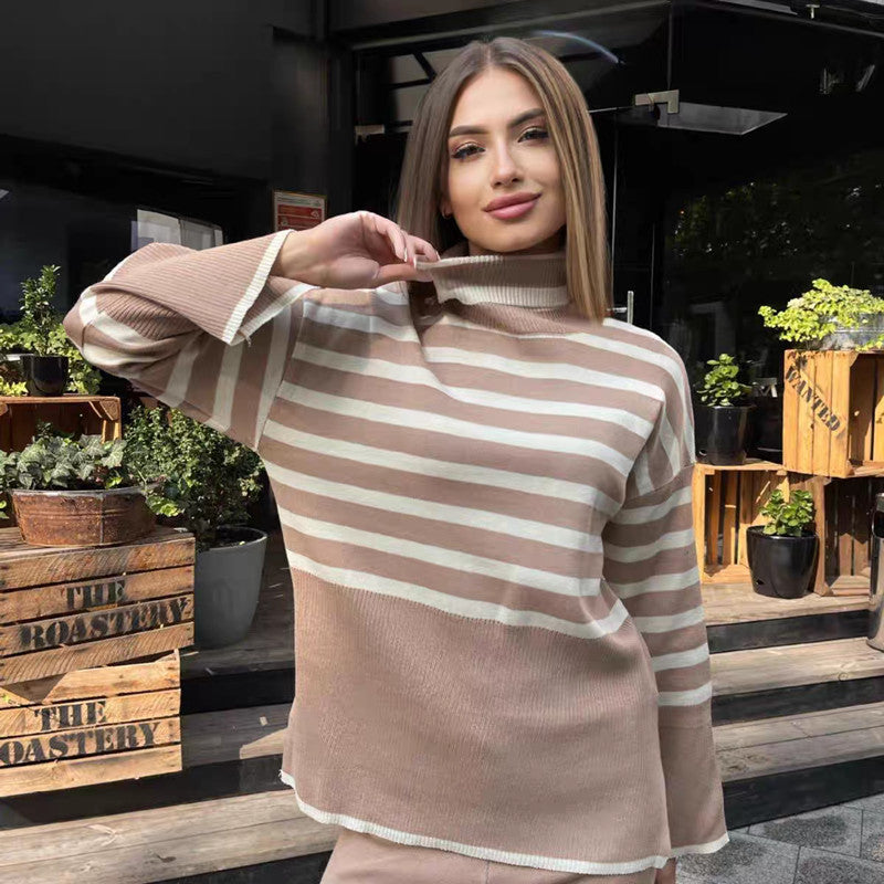 Damen modisches Strickensemble mit feinen Streifen EB
