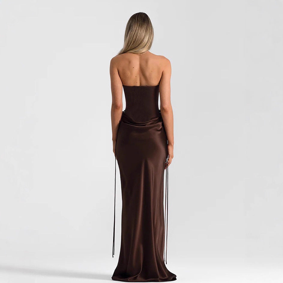 Damen Maxikleid mit elegantem Schnitt und raffinierten Drapierungen EB