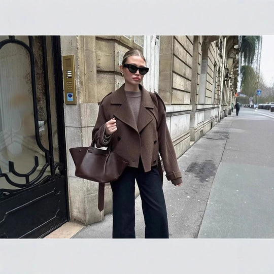 Damen elegante und vielseitige Wolljacke mit doppelter Knopfleiste und breitem Kragen EB