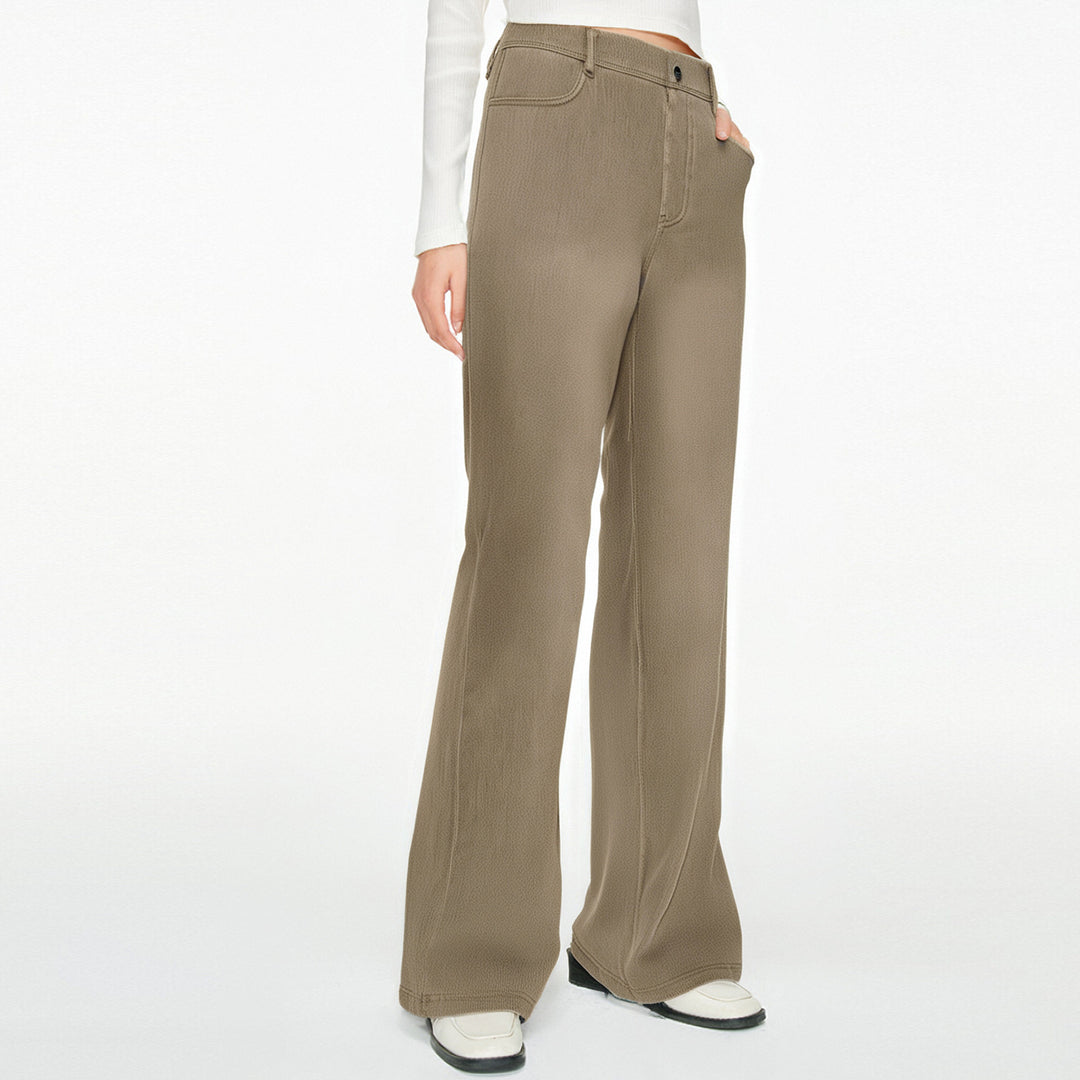 Damen weite Jeanshose mit hohen Bündchen und komfortablem Schnitt EB