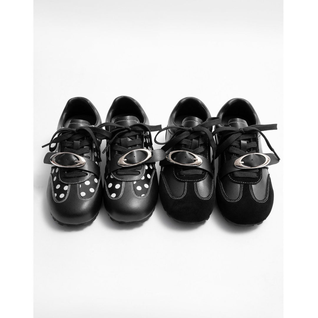 Damen modische Sneakers mit kreativem Design und einzigartigen Akzenten EB