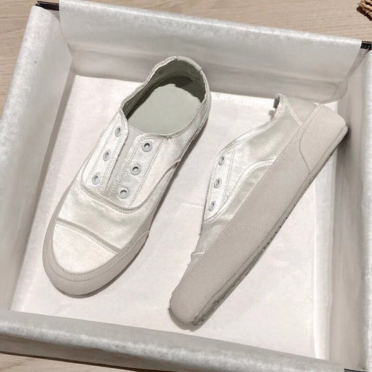 Damen sportliche Slip-On Sneakers mit satiniertem Obermaterial EB