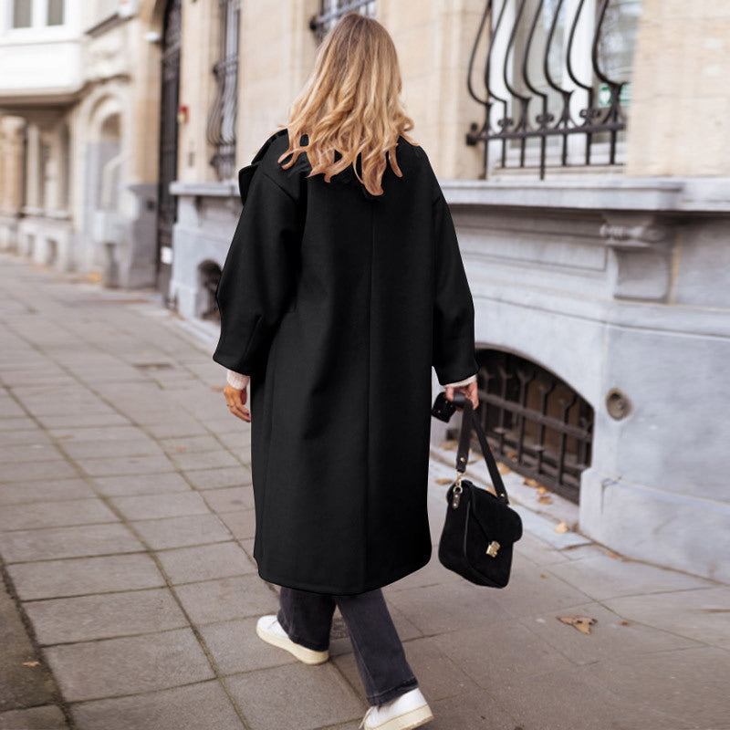 Damen Oversize-Mantel mit weitem Revers, überschnittener Schulter und verdeckter Knopfleiste EB