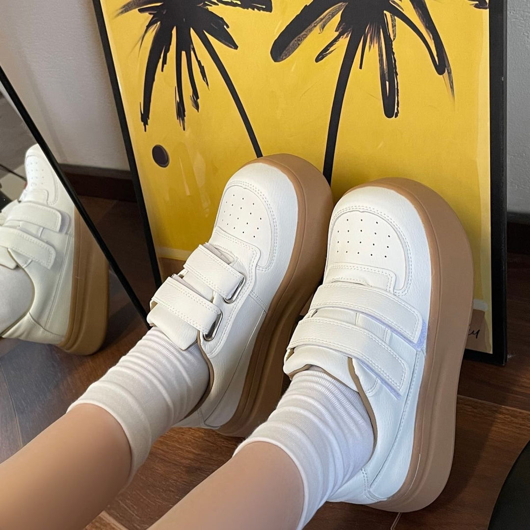 Damen Komfortable und stylische Sneaker mit Klettverschlüssen EB
