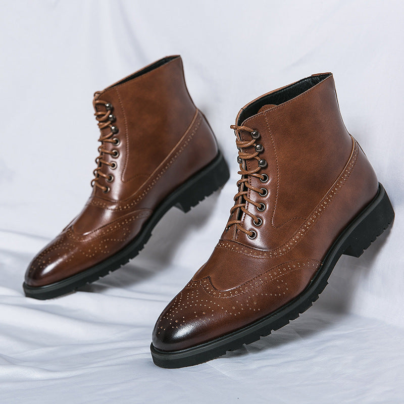 Herren klassische Brogue-Schnürstiefelette mit perforiertem Wingtip und griffiger Gummisohle EB