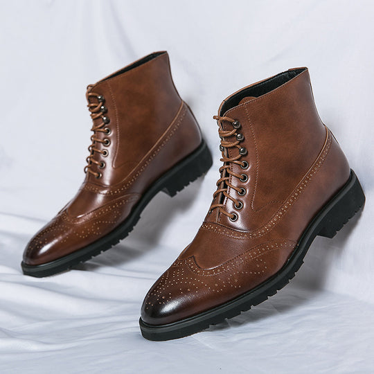 Herren klassische Brogue-Schnürstiefelette mit perforiertem Wingtip und griffiger Gummisohle EB