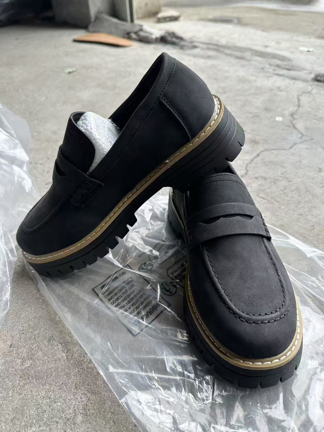 Damen Robuste Penny-Loafer mit profilierter Gummisohle EB