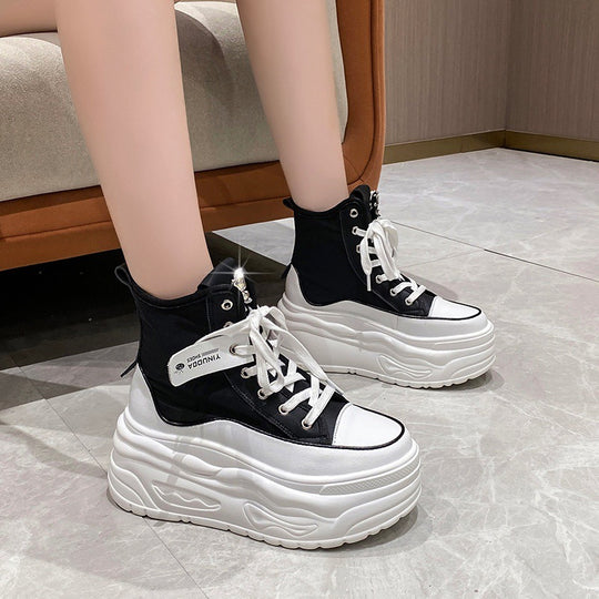 Damen nan Plateau-Sneaker mit hohem Schaft, Schnürung und Schmetterling-Brosche EB