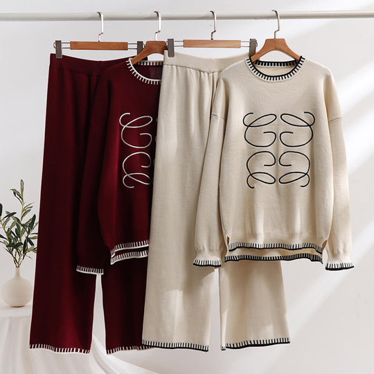 Damen gemütliches Sweatset mit grafischem Design und eleganten Kontrastdetails EB
