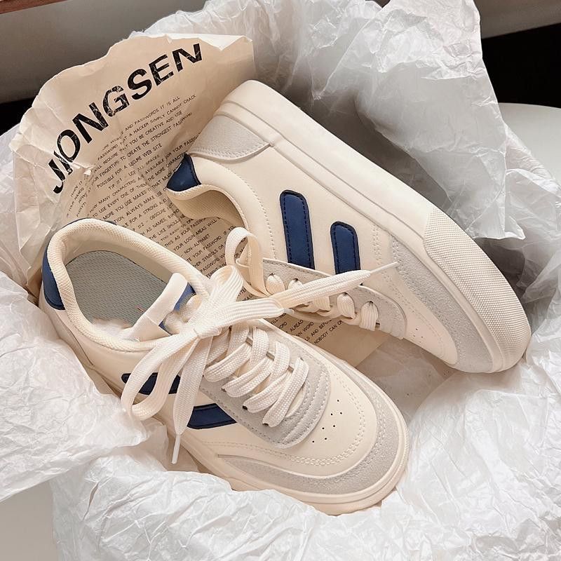 Damen Sportliche Sneakers mit atmungsaktiver Textiloberfläche und rutschfester Gummisohle EB