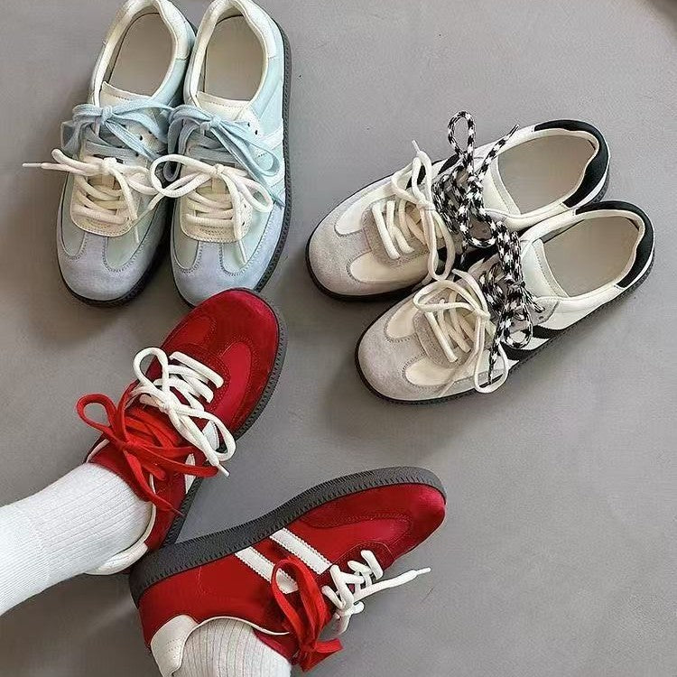 Damen Sportliche Sneaker mit atmungsaktivem Mesh-Obermaterial und dämpfender Zwischensohle EB