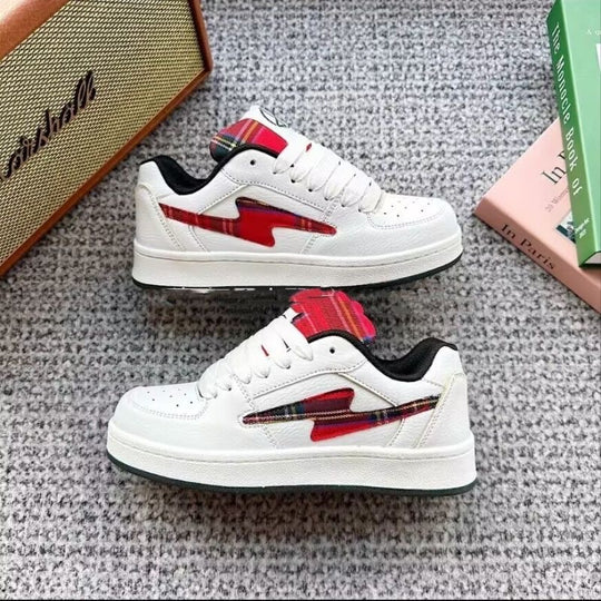 Damen Sneakers im klassischen Heritage-Design mit hochwertigem Obermaterial und Komfortsohle EB
