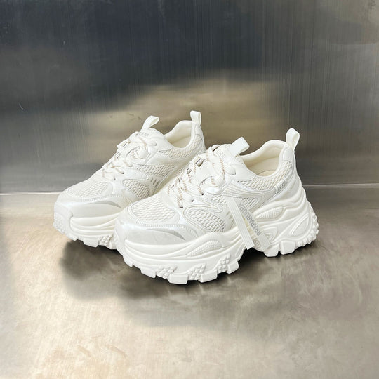 Damen Sportliche Sneakers mit extrem dämpfendem Sohlenprofil und atmungsaktiver Oberflächenstruktur EB