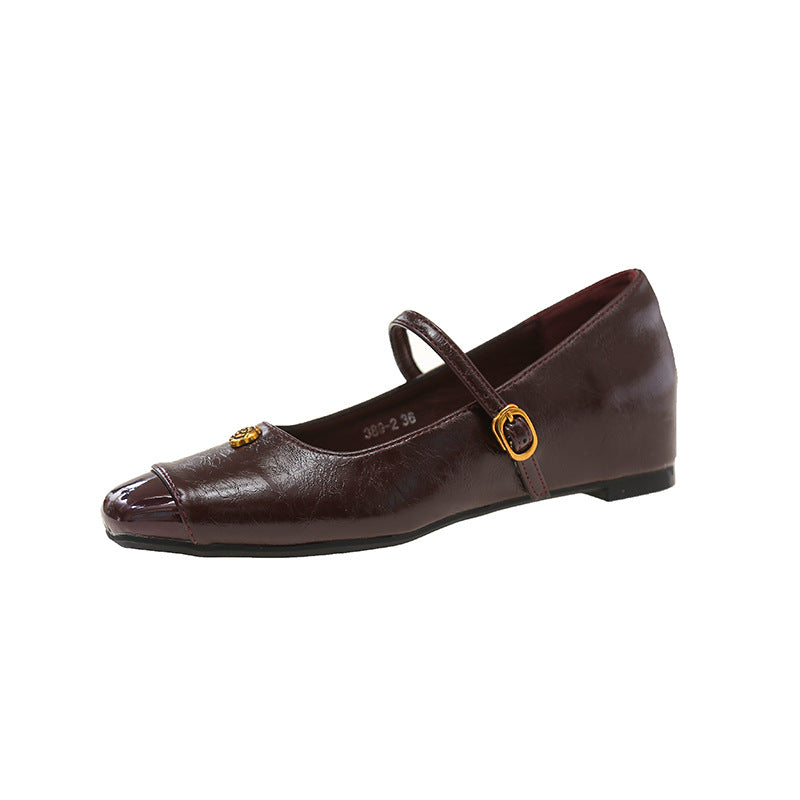 Damen Ballerina-Schuhe mit elegantem Riemchen und geschmackvollem Schmuckdetail EB