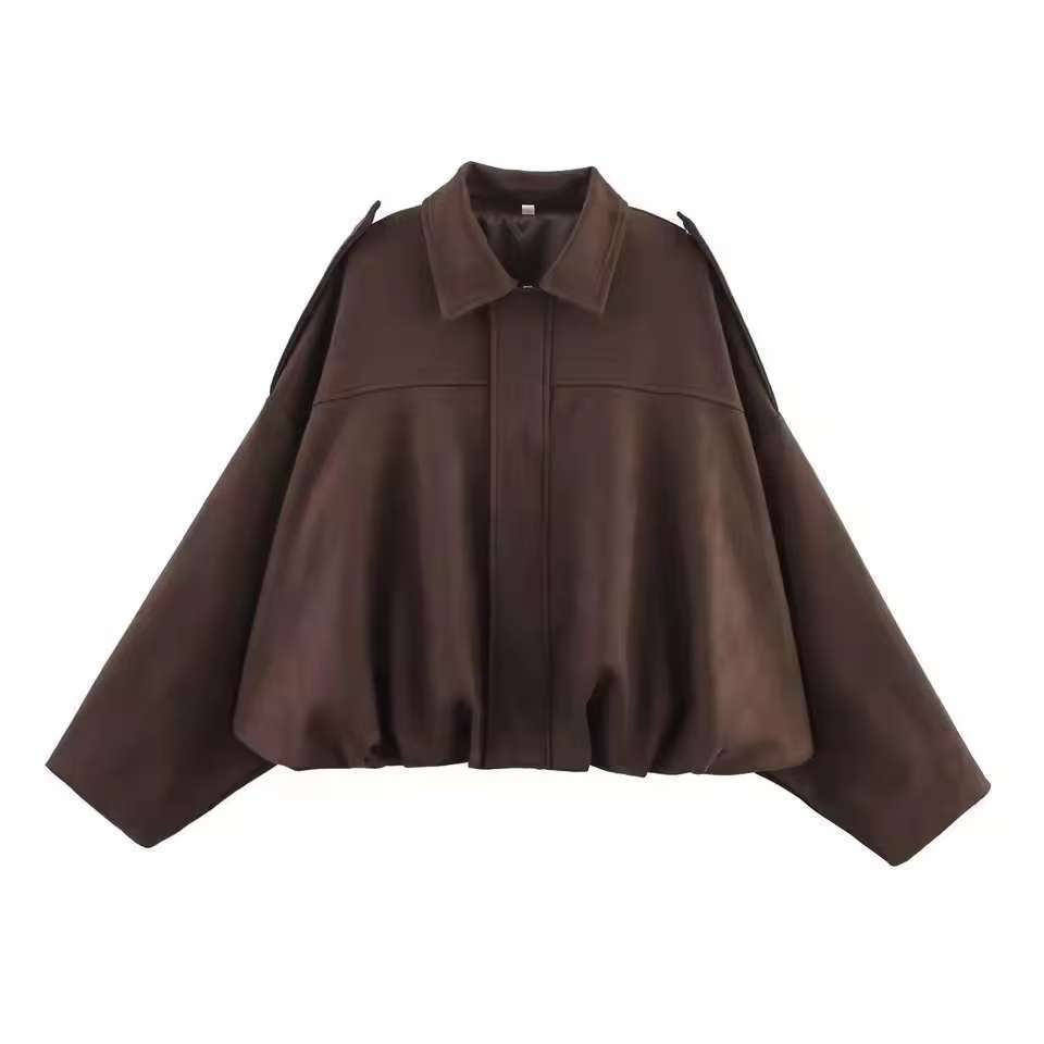 Damen Kurzjacke im Oversize‑Schnitt mit Ballon Saum und Schulterklappen EB