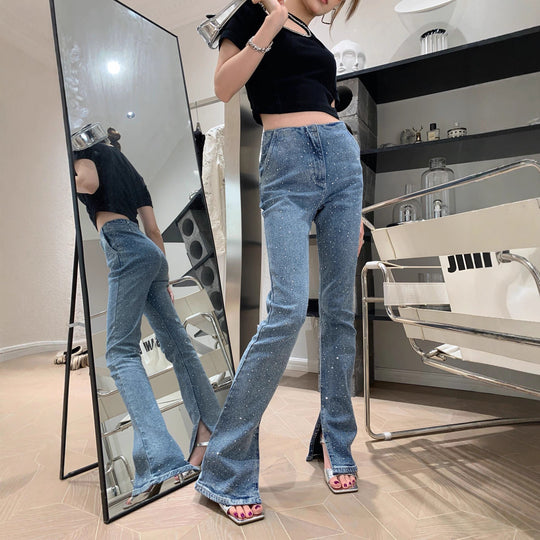 Damen Glitzernde Bootcut-Jeans mit Schlitz und Stretchanteil EB
