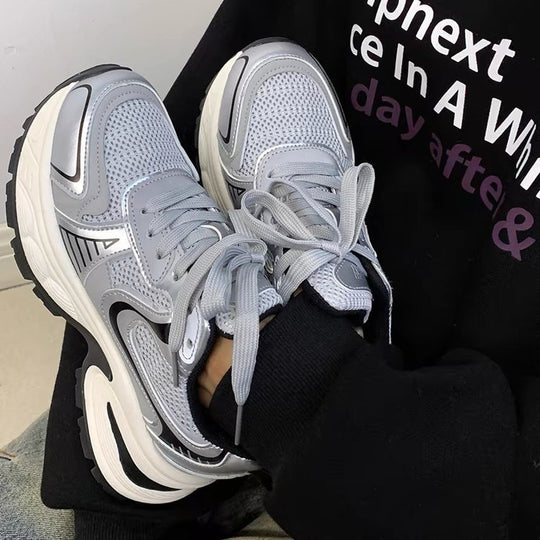 Damen Sportliche Laufschuhe mit atmungsaktiver Mesh-Oberfläche und dämpfender Sohle EB