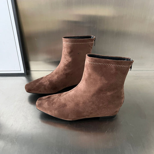Damen Ankle Boots aus hochwertigem Wildleder mit dekorativem Reißverschluss EB