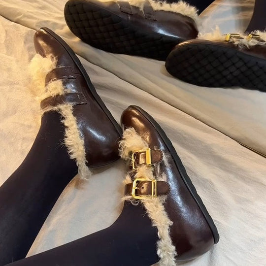 Damen Clogs mit kuscheligem Kunstfellkragen und modischen Schnallen EB