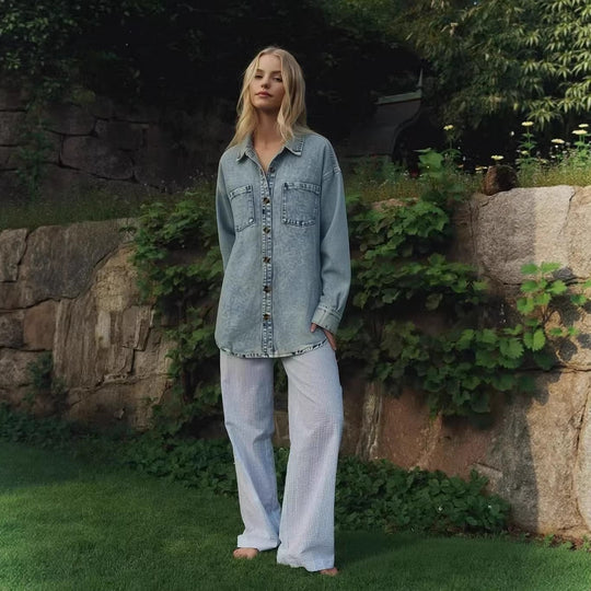 Damen Oversized Denim-Hemd mit aufgesetzten Taschen EB