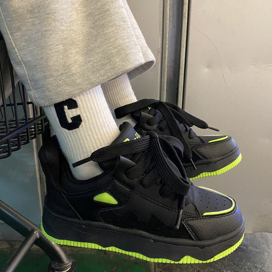 Damen Modische Sneakers mit innovativem Dämpfungssystem und rutschfestem Profil EB