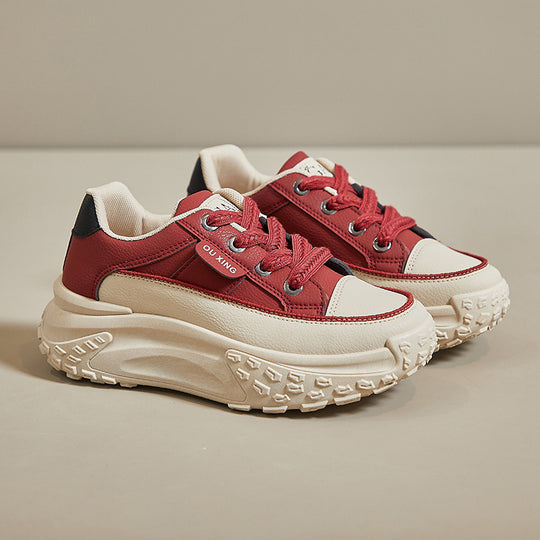 Damen Sportliche Chunky Sneakers mit trendigen Details EB