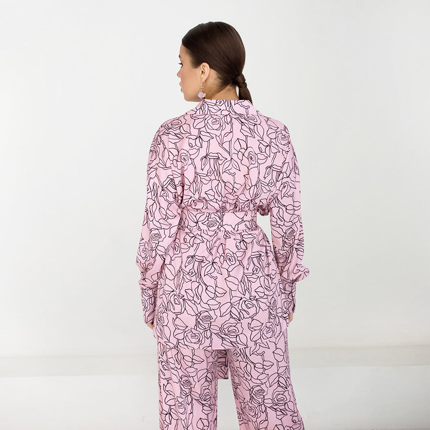 Damen modisches Blazer-Set mit floralen Akzenten EB