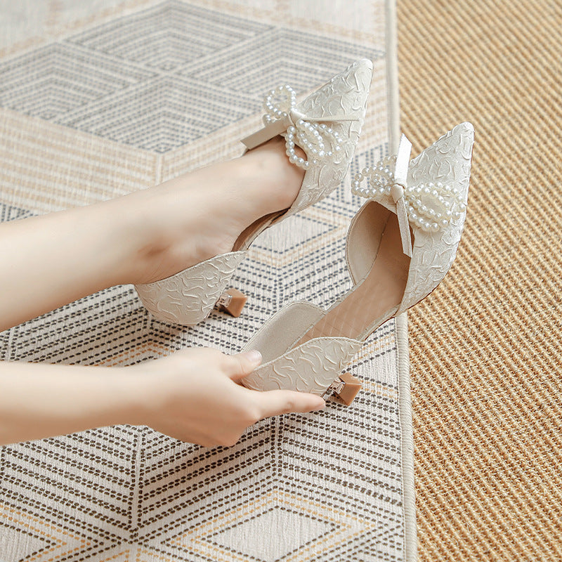 Damen elegant gestaltete Slingback-Pumps mit perlverziertem Schleifendetail EB