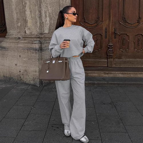 Damen Bequemer Sportanzug mit weitem Schnitt und modischen Details EB