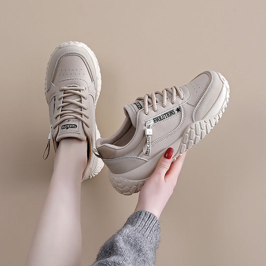Damen Sportliche Sneakers mit robuster Profilsohle und atmungsaktiver Struktur EB