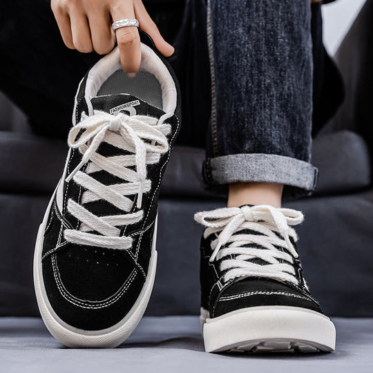 Damen Sneakers mit modischem Veloursleder und auffälligem Design EB