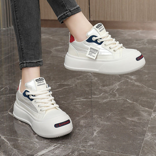 Damen Plateausneaker mit innovativem Dämpfungssystem und vielseitigem Design EB